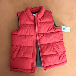 NWT 5t red puffer vest